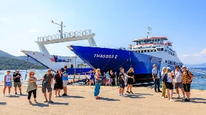 Grčka presekla - stanovnici besni zbog turista, vlada uvodi oštre mere da spasi ostrva