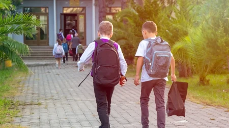Srbija jača podršku roditeljima - više od 6.000 dece dobilo dečji dodatak nakon povećanja cenzusa
