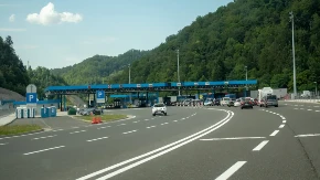 Granice se ponovo zatvaraju - Slovenija produžava kontrole, razlog zabrinjava Evropu