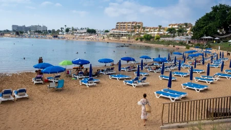 Plaže i hoteli prazni - poznata evropska destinacija gubi turiste