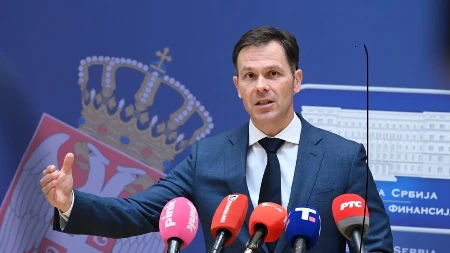 Srbija beleži ekonomski napredak - Mali: "Prosečna plata za mart 121.650 dinara"