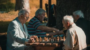 Hrvatske penzionere čeka neizvesna budućnost - bez privatne štednje nema stabilne penzije
