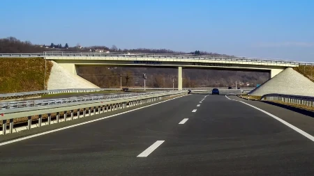 Srbija među liderima po izgradnji puteva u regionu - do kraja godine 1.200 km auto-puteva