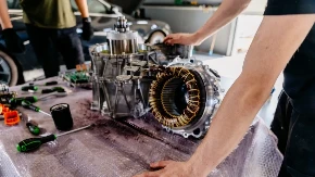 Kako prljavština i so izazivaju misteriozne kvarove - da li sme da se pere električni motor