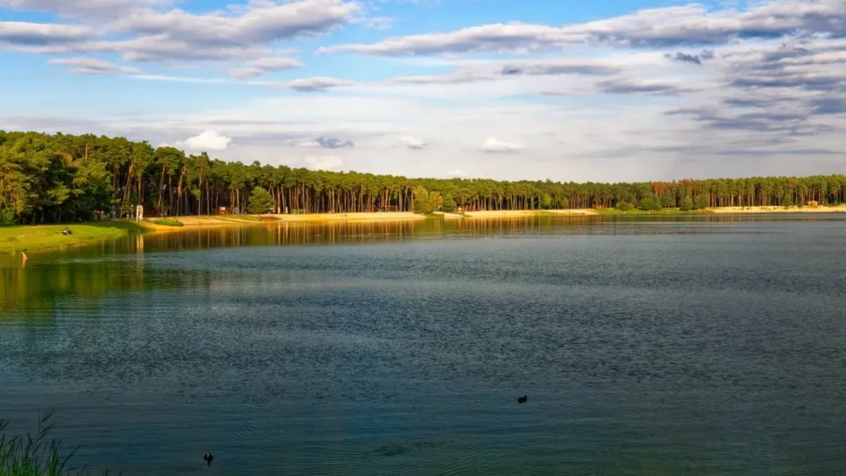 Na samo sat i po od Beograda nalazi se pravi raj - jezero koje porede sa Maldivima (VIDEO)