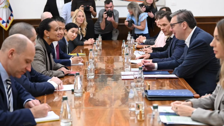 Vučić sa predstavnicima MMF-a: "Srbija uspeva da održi dobru fiskalnu poziciju"