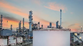Crno zlato ponovo poskupljuje - investitori strahuju od širenja sukoba, cena nafte odmah skočila