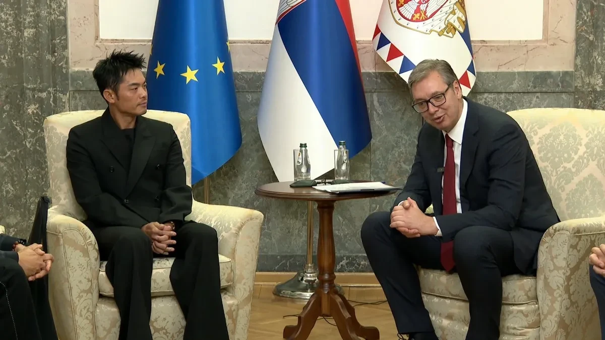 Vučić ugostio najvećeg šampiona badmintona svih vremena - Lin Dan stiže i na Ekspo