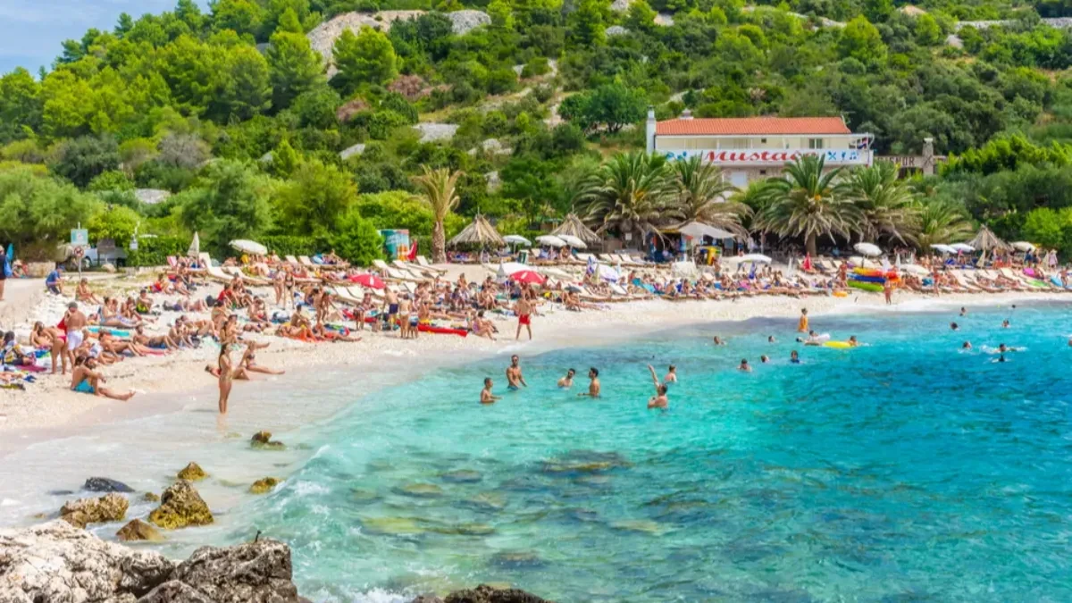 "Pasta duplo skuplja nego u Italiji, a kokteli 17 evra" - turisti ogorčeni cenama u Hrvatskoj