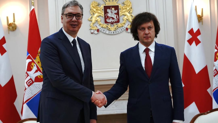 Vučić sa premijerom Gruzije - U fokusu jačanje bilateralnih odnosa i ekonomska saradnja 