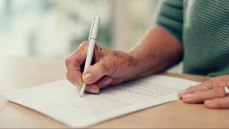 Da li ugovor overen kod notara važi zauvek - građani često greše oko važne stvari