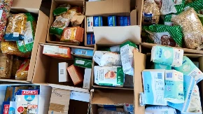 Počela velika akcija - spakovano prvih 3.500 paketa za penzionere 