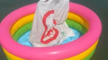 Kako sačuvati novac na plaži? Jedan komentar o "balkanskoj metodi" postao je hit (VIDEO)