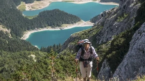 Neki idu na more, a neki na planine - crnogorski hoteli se pune, rafting kampovi zatrpani rezervacijama
