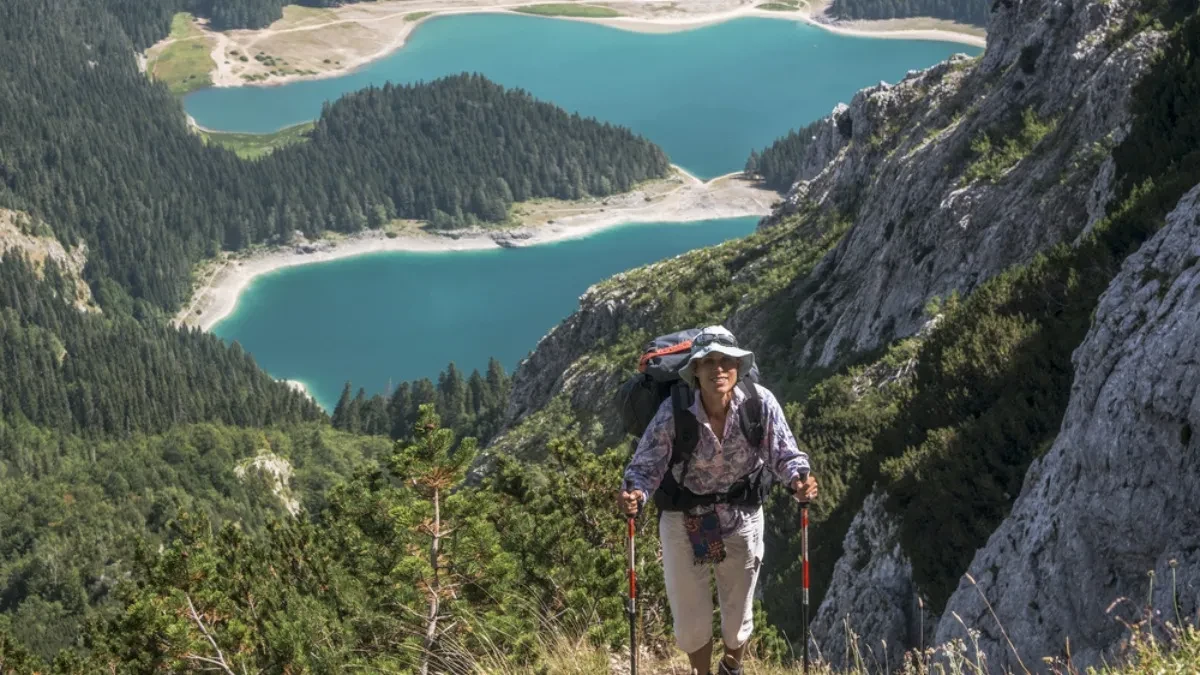Neki idu na more, a neki na planine - crnogorski hoteli se pune, rafting kampovi zatrpani rezervacijama