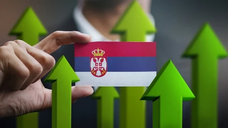 Fitch potvrdio kreditni rejting SRB na nivou BB+ uz pozitivne izglede za povećanje