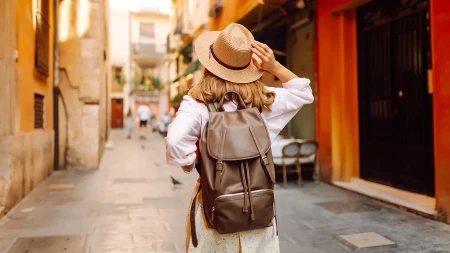 Globalni trend u turizmu donosi stotine milijardi i ruši sve rekorde - žene biraju da putuju same