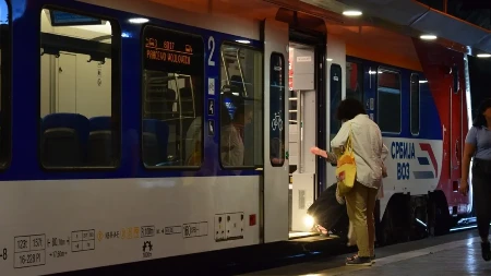 Nema više čekanja na šalterima - karte za more sada kupujete preko telefona