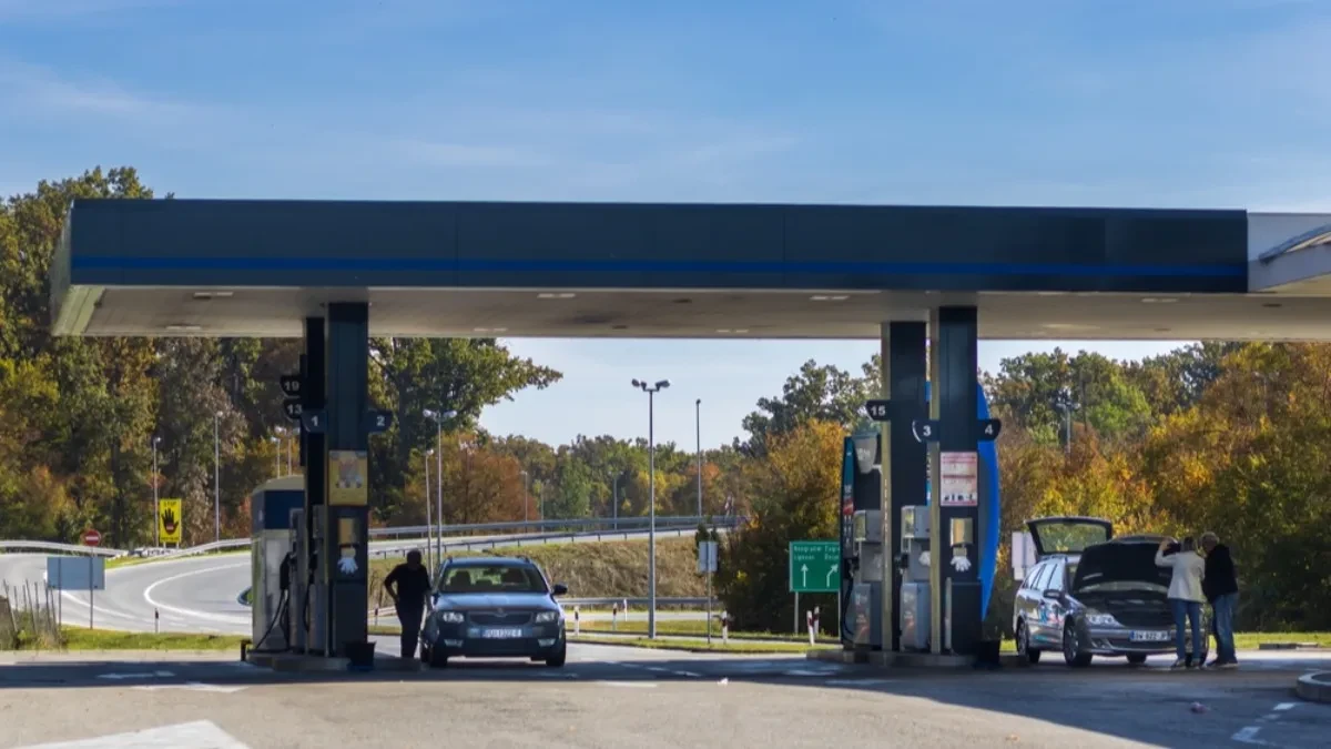 Velika promena za vozače - država menja pravila za akcize, gorivo bi moglo da pojeftini