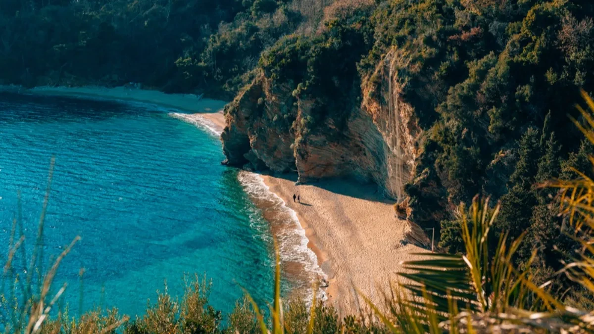 Turizam pred izazovom - komšije od 1. novembra vraćaju vizni režim 