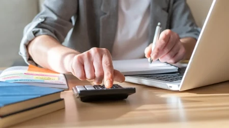 Minimalac u Srbiji godinama raste - od 21.000 dinara do više od 64.000, sada se pregovara o novom povećanju
