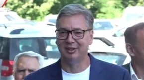 Vučić: "Predlog Vlade o povećanju minimalca dobar za radnike,moramo pomoći poslodavcima"