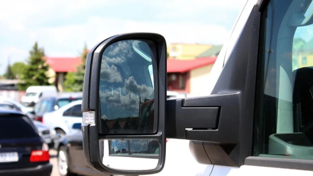 Udare vas u retrovizor, a onda traže novac - nova prevara vozača hara Evropom