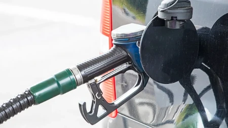 Rusiji ponestaje goriva - pumpe prazne, vozači očajni, vlast uvodi ograničenja 