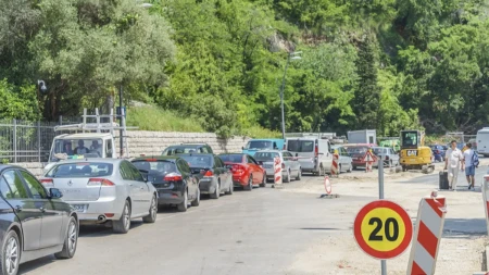Milioni turista stigli u Crnu Goru, ali infrastruktura puca pod pritiskom: "Ovo će uticati na sledeću sezonu"