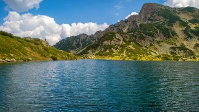 Srpski Maldivi za "sitno" - bajkovita priroda, kupanje i smeštaj od 2.500 dinara
