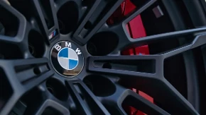 Kupio ga je novog 1991. i gotovo nikad nije vozio - prodaje se najunikatniji BMW na svetu