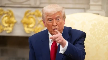 "Vratite novac narodu i snizite cene" - Tramp besan zbog goriva 