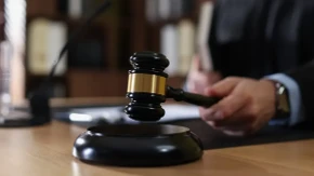 Poslala je ćerki 30.000 evra za kupovinu stana - nenamerna greška je svima napravila problem