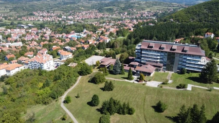 Kuća u blizini Sokobanje prodaje se za 15.000 evra - plac od 10,5 ari, izvor vode na 50 metara i banja nadomak imanja