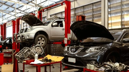 10 automobilskih promašaja 21. veka - neki su bili briljantni, ali kupci nisu hteli da ih kupe