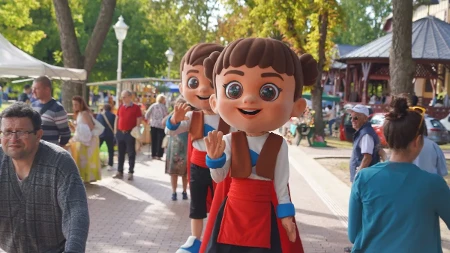 Ekspo karavan u Paliću - Srbija pokazuje svetu najbolje što ima