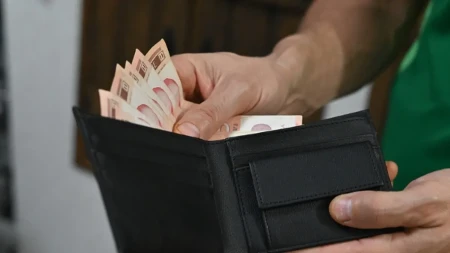 Da li vam 6.000 dinara stiže automatski - kako da proverite za minut