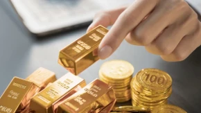 Zlato probilo 4.300 dolara - jedan potez oko nafte pokrenuo novi skok
