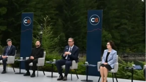 Vučić iz Ukrajine: "Energetika i putevi ključni za povezivanje Srbije sa Karpatskim regionom"