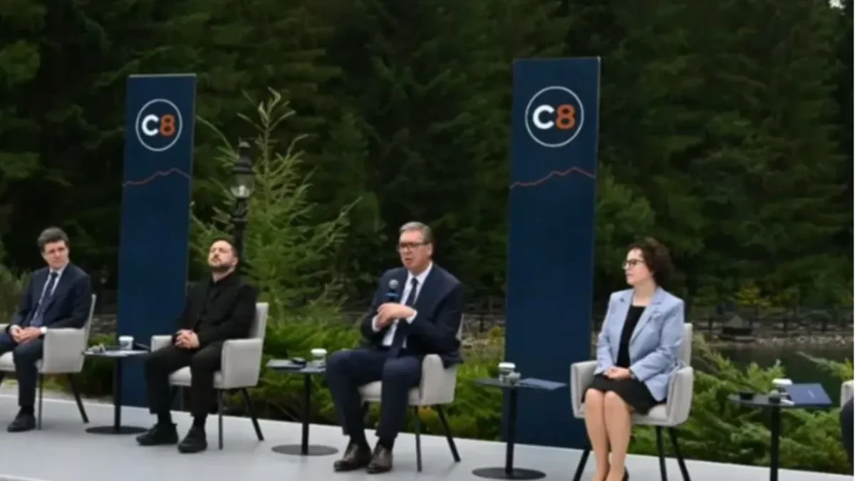 Vučić iz Ukrajine: "Energetika i putevi ključni za povezivanje Srbije sa Karpatskim regionom"