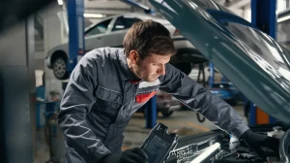 Zašto automobil odjednom troši više - uzrok može biti potpuno bezazlen i lako rešiv