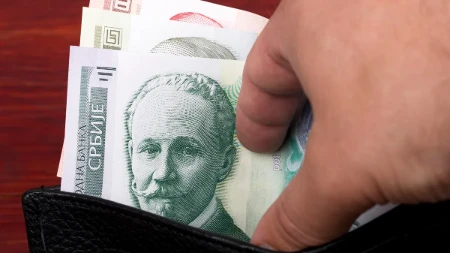 Sve na jednom mestu - koliko, ko i kad dobija 6.000 dinara