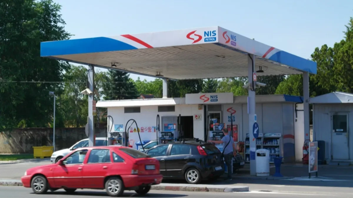 Država pušta 5.000 tona evro-dizela iz rezervi - gorivo stiže na tržište