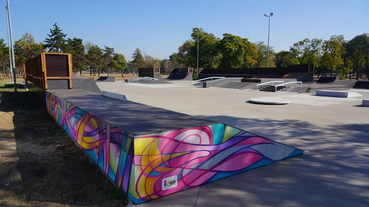 Posle više od 15 godina obnovljen skejt park na Ušću