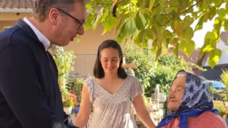 Vučić obišao jug i istok Srbije - najavio puteve, most, investicije i nova radna mesta