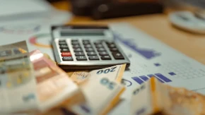 Zaboravite kako izgleda evro - ECB sprema potpuno nove novčanice, građani sada biraju dizajn