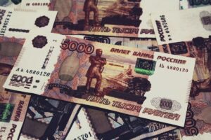 PREDSTOJI POTPISIVANJE SPORAZUMA Srbija će moći da otplati ruske kredite u rubljama