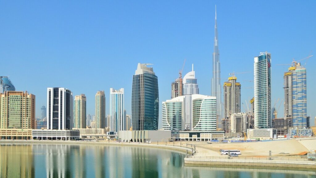 SRBIJA U POTRAZI ZA ALTERNATIVNIM TRŽIŠTIMA Biznis hab u Dubaiju predstavlja novi most
