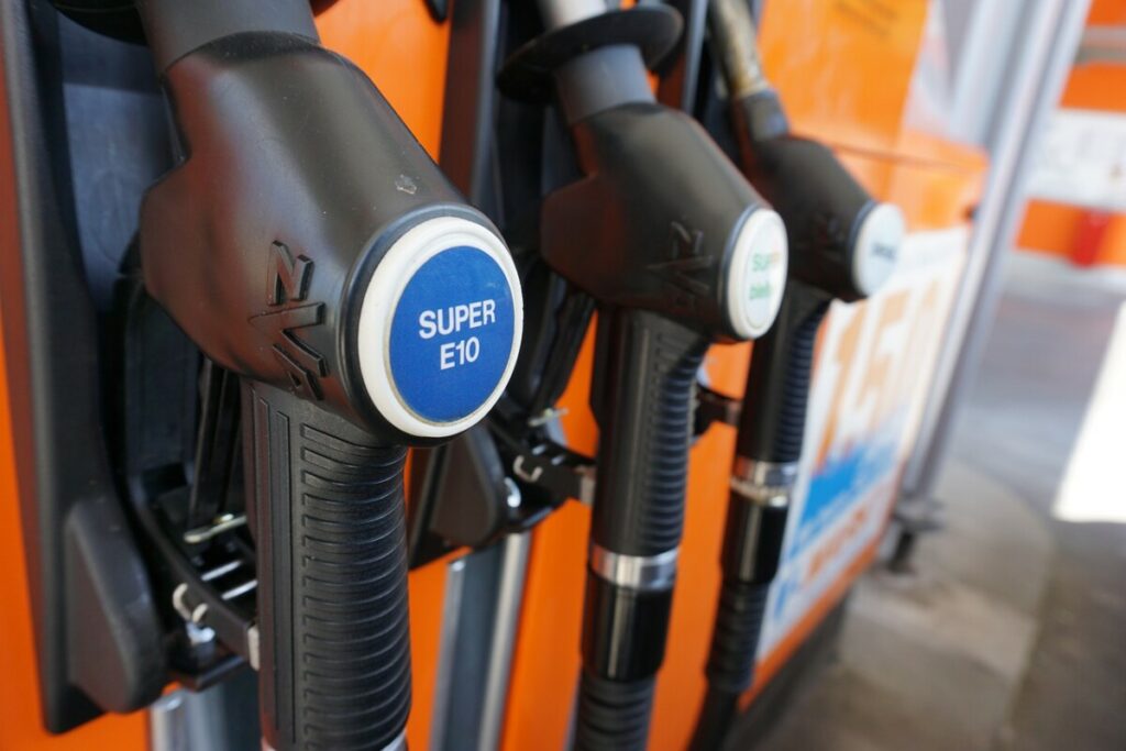 VAŽI DO 9. SEPTEMBRA Objavljen novi cenovnik goriva – blago pojeftinjenje benzina