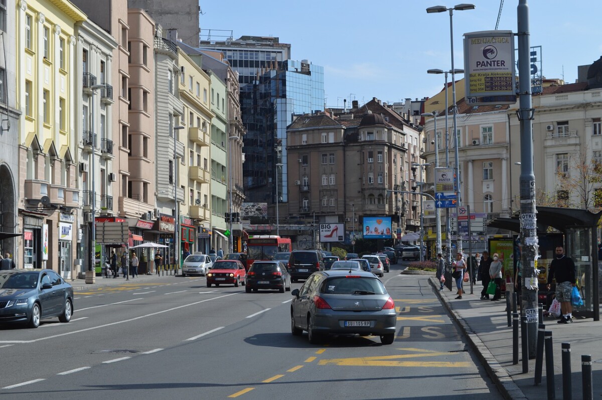 Beograd, Ulica, Automobili